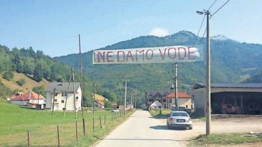 Plav protest
