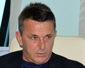 Vladan Vučelić