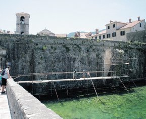 Kotor Bedem (novina)