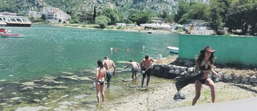 Muo, čišćenje obale