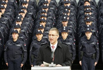 Nebojša Stefanović