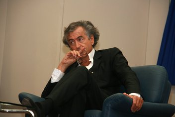 Bernar Anri Levi