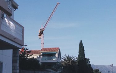 Kran Bijela