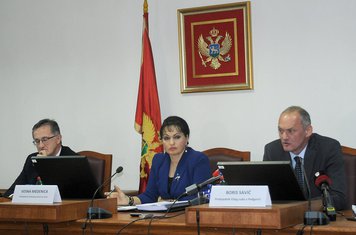 Vesna Medencia, Boris Savić