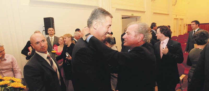 Milo Đukanović, Črtomir Mesarič