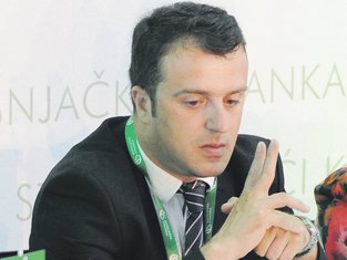 Adnan Muhović