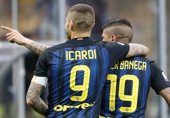 Mauro Ikardi i Ever Banega Inter
