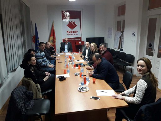 Opozicija, HN, sastanak