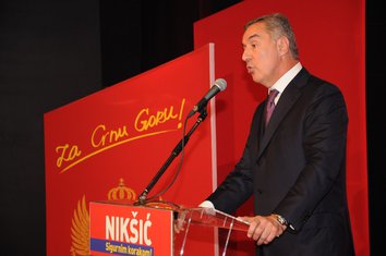 Milo Đukanović, DPS, Nikšić