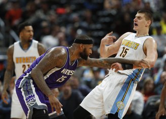 Demarkus Kazins i Nikola Jokić