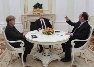 Angela Merkel, Vladimir Putin, Fransoa Oland