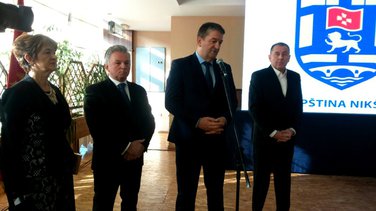 koktel, Opština Nikšić, Veselin Grbović
