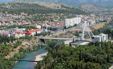 Podgorica, šetnja, kafići