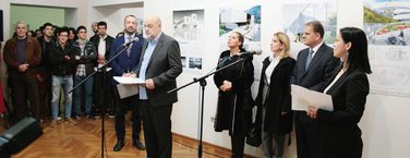 Svetislav Popović, Arhitektonski fakultet izložba (novina)