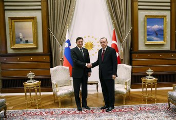 Redžep Tajip Erdogan, Borut Pahor