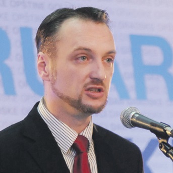 Dušan Radonjić (Novina)