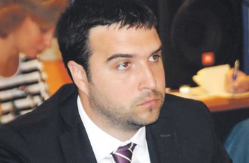 Vlado dedović