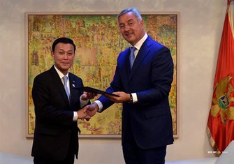 Milo Đukanović i Motomeo Takisavu