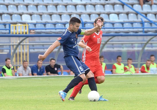 Zeta - Mladost