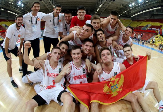 Muška juniorska košarkaška reprezentacija