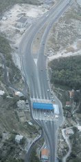 Naplatna rampa, tunel Sozina