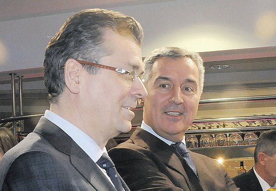 Branimir Gvozdenović, Milo Đukanović