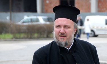 Velibor Džomić
