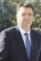 Duško Knežević