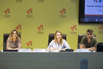 Pres konferencija, Kotorski festival