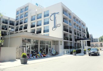 hotel Tara