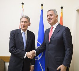 Filip Hamond, Milo Đukanović