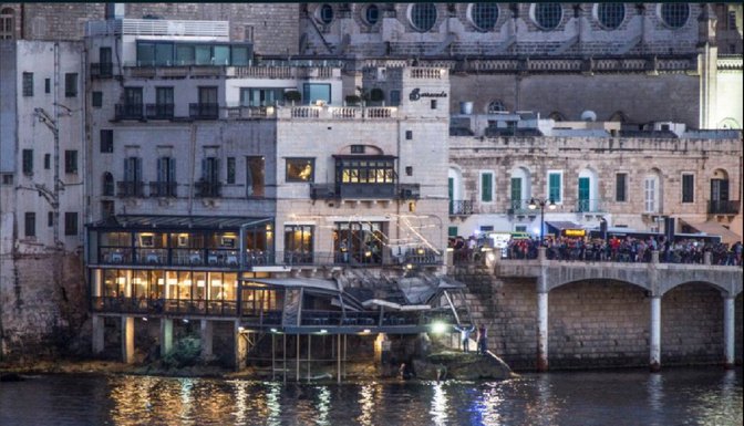 Malta pad balkona