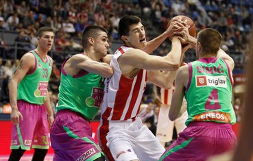Crvena zvezda - Mega Leks