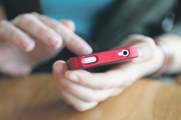 mobilni telefon