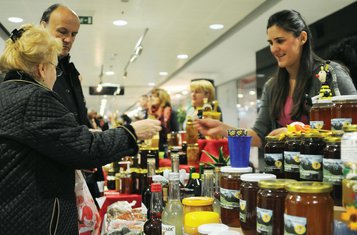 Sajam meda- Gintaš