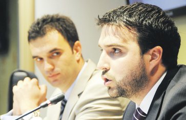 Vlado Dedović (Novine)