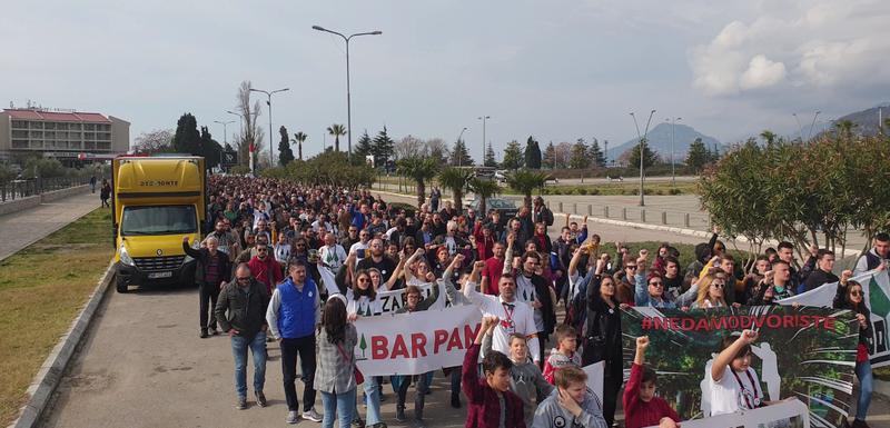 Sa posljednjeg protesta u Baru