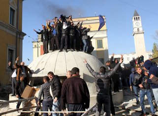 protest Tirana