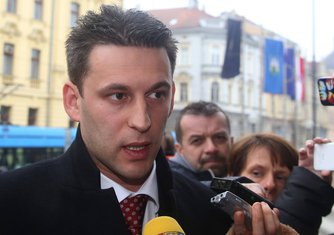 Božo Petrov