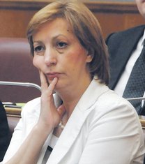 Zdenka Popović (Novine)
