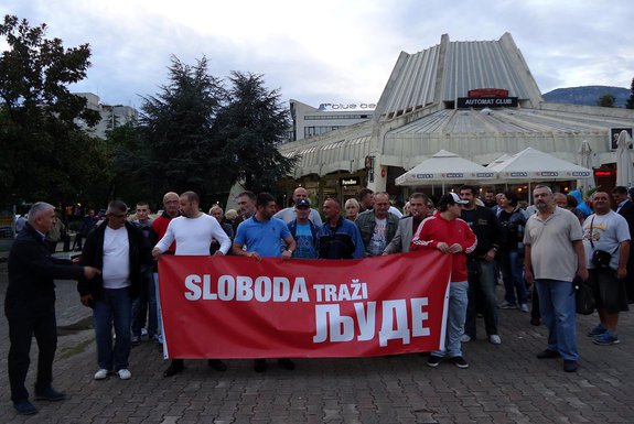 protesti DF, Bar