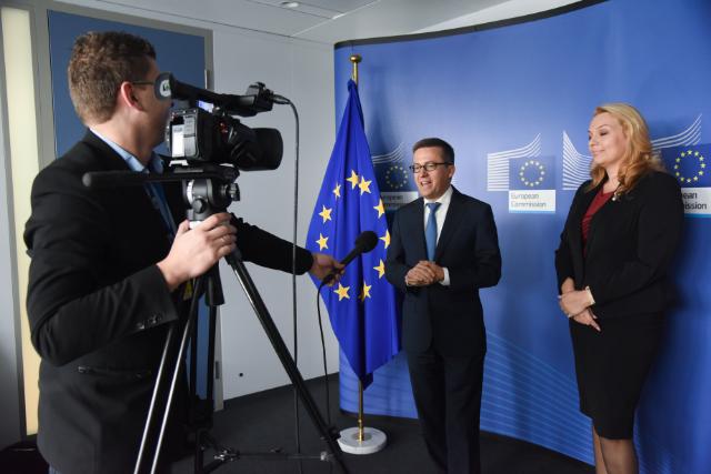 Sanja Vlahović, Karlos Moedas