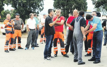 Crnagoraput radnici protest