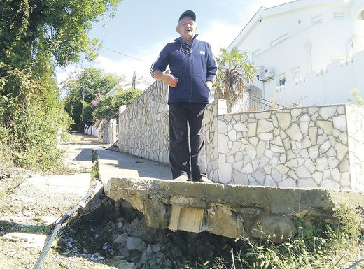 Hane Halilović, Kruče