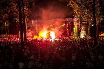 Lake fest