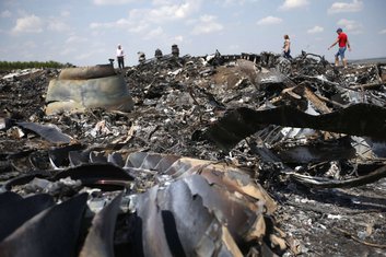 Malezijski avion, Ukrajina