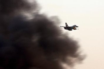 Sirija, avijacija bombarduje