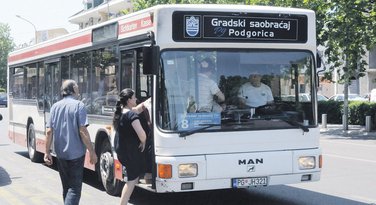 autobud, Podgorica