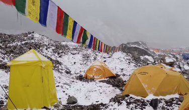 Mont Everest, lavina