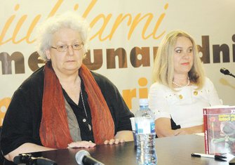 Svetlana Slapšak i Božena Jelušić